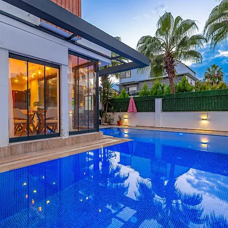 Casa Rosa Luxury W Heated Pool 베렉