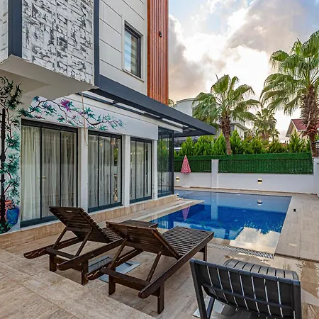 Casa Rosa Luxury W Heated Pool Villa Belek