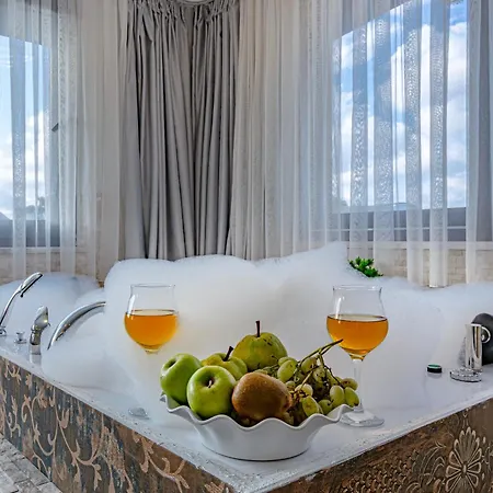 Casa Rosa Luxury W Heated Pool * 베렉